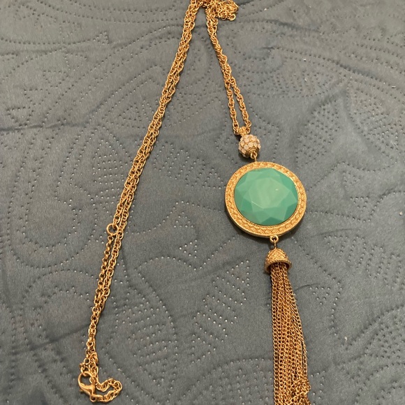 Jewelry - Tassel two sided color turquoise/cream